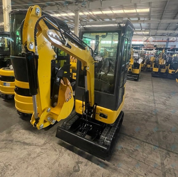 Мини экскаватор RIPPA R319 Мини экскаватор RIPPA R319